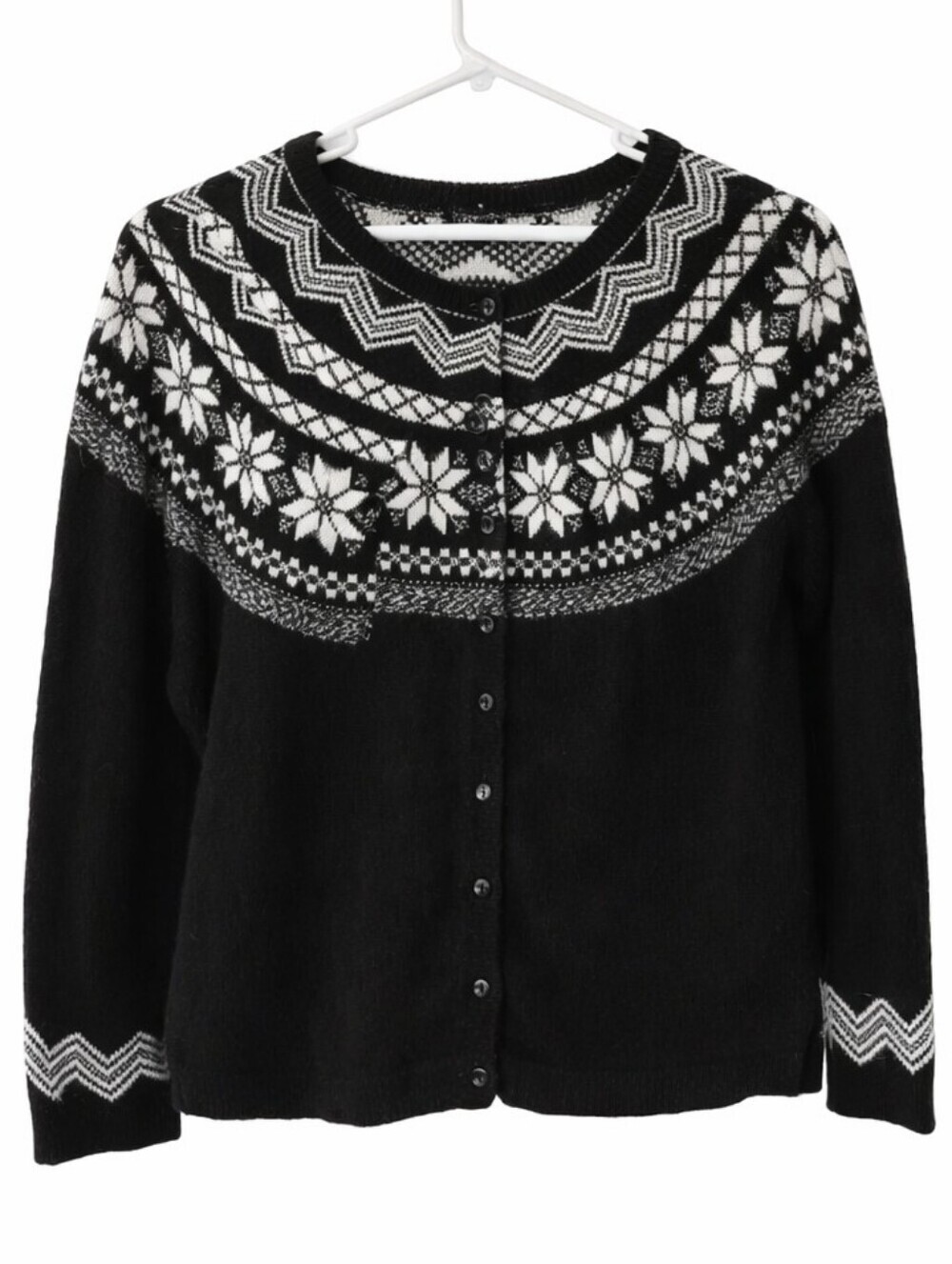 TALBOTS SNOWFLAKE FAIR ISLE CARDIGAN. SZ MEDIUM. BLACK/WHITE SNOWFLAKE PATTERN. - Picture 2 of 9